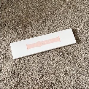 NEW Apple sport watch band 38/40